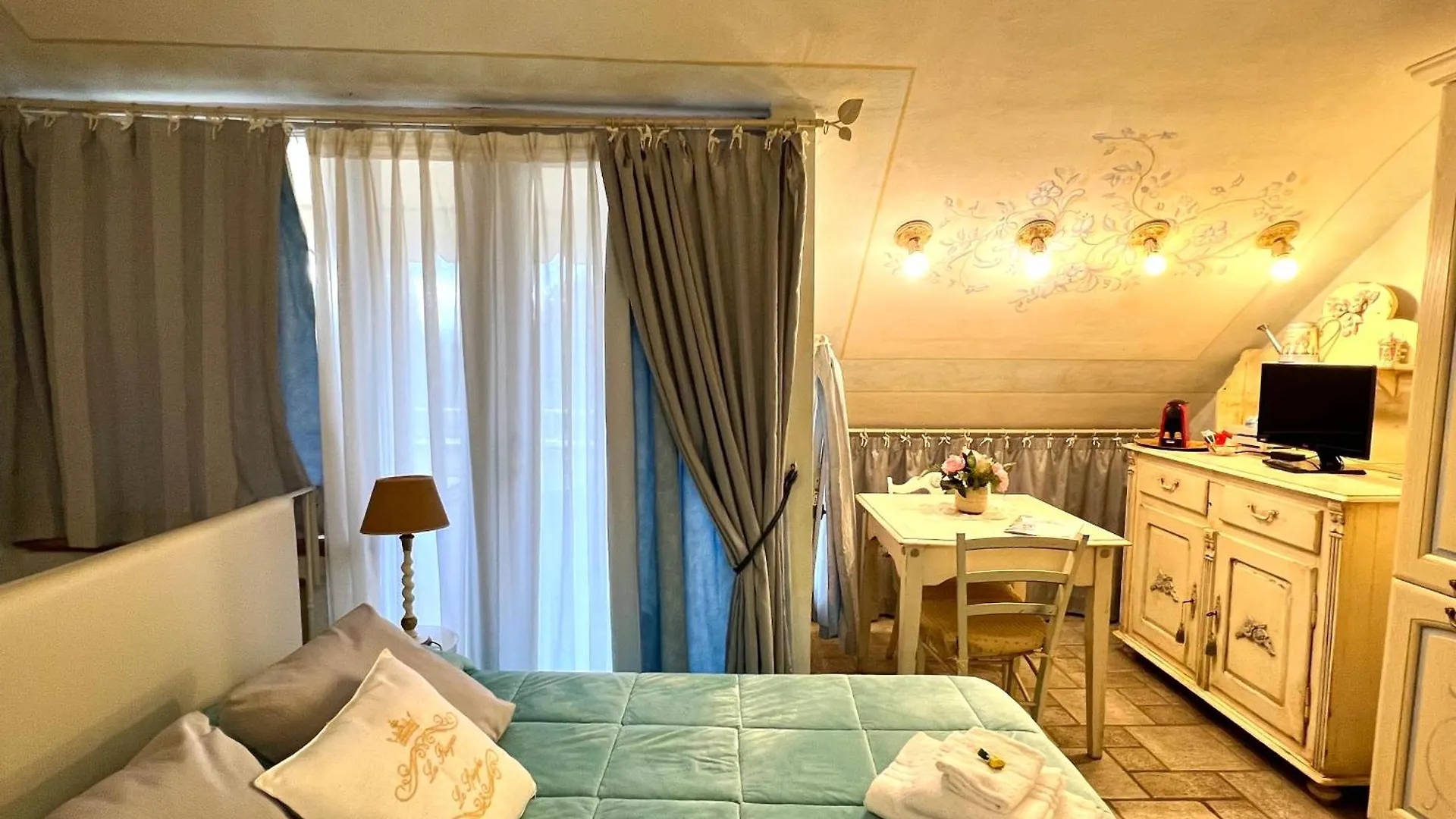 Agriturismo La Rugea - Le Spighe Prato  Farm stay
