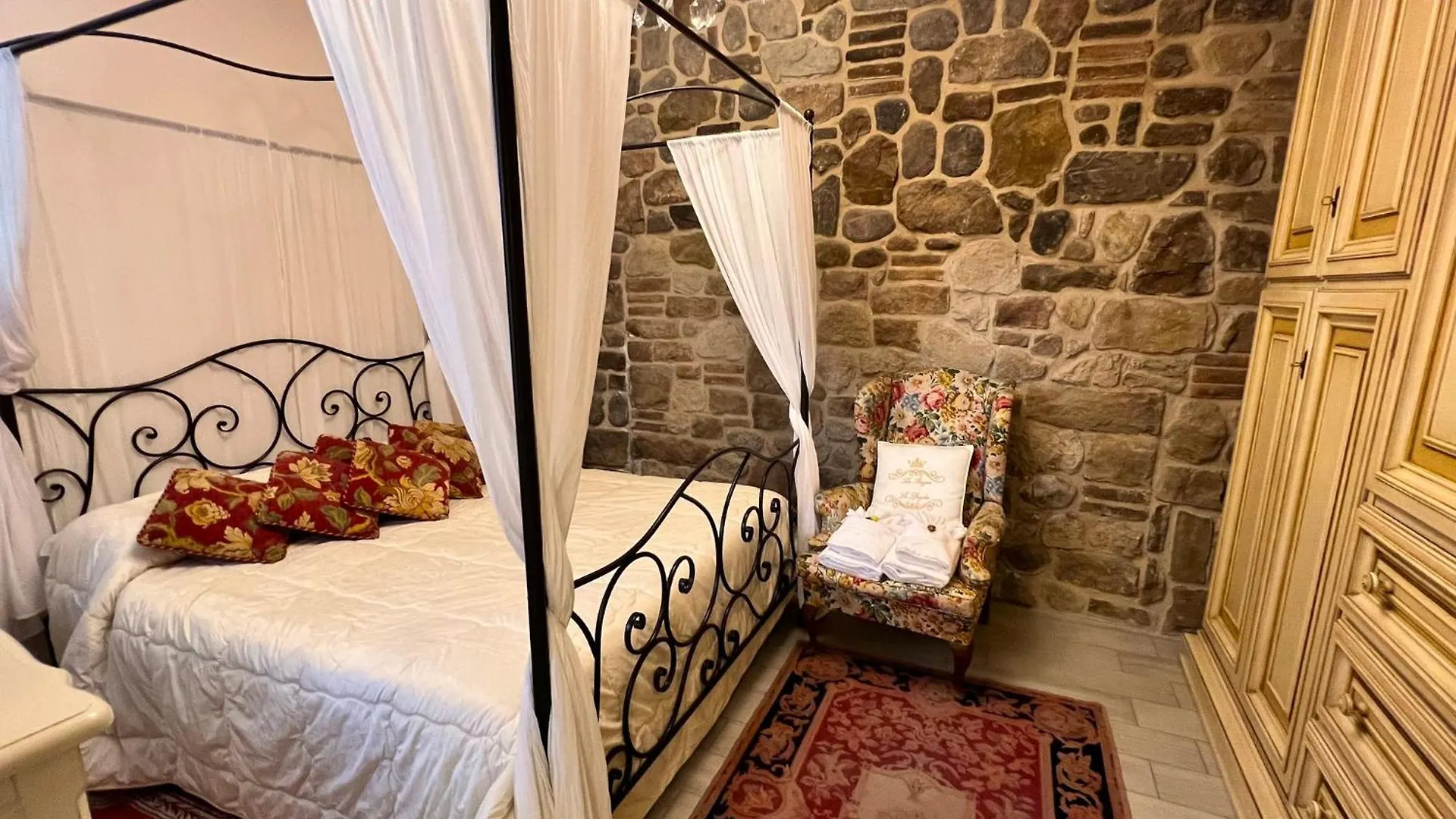 Agriturismo La Rugea - Le Spighe Prato  Italy